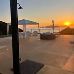 Palmaria Sky Bubbles