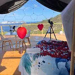 럭셔리텐트 Palmaria Sky Bubbles 폰차