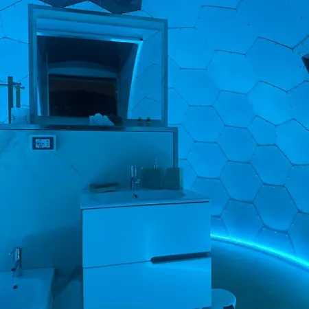 Palmaria Sky Bubbles