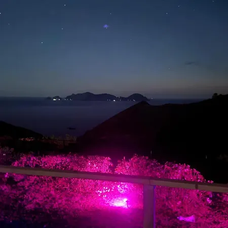 Palmaria Sky Bubbles * Ponza