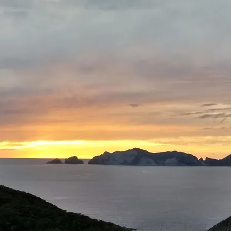 Palmaria Sky Bubbles Luxusní stan Ponza