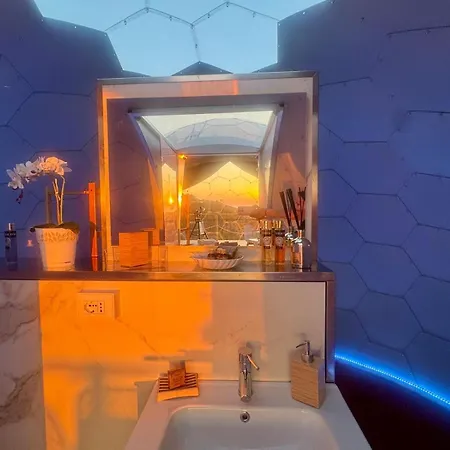 Luxusní stan Palmaria Sky Bubbles Ponza