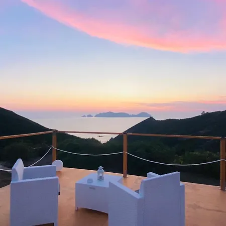 Palmaria Sky Bubbles * Ponza