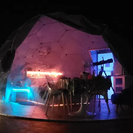 Campismo de Luxo Palmaria Sky Bubbles Ponza