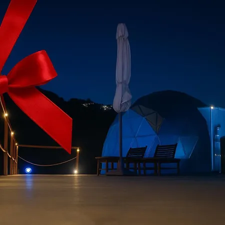 豪华帐篷 Palmaria Sky Bubbles 蓬扎